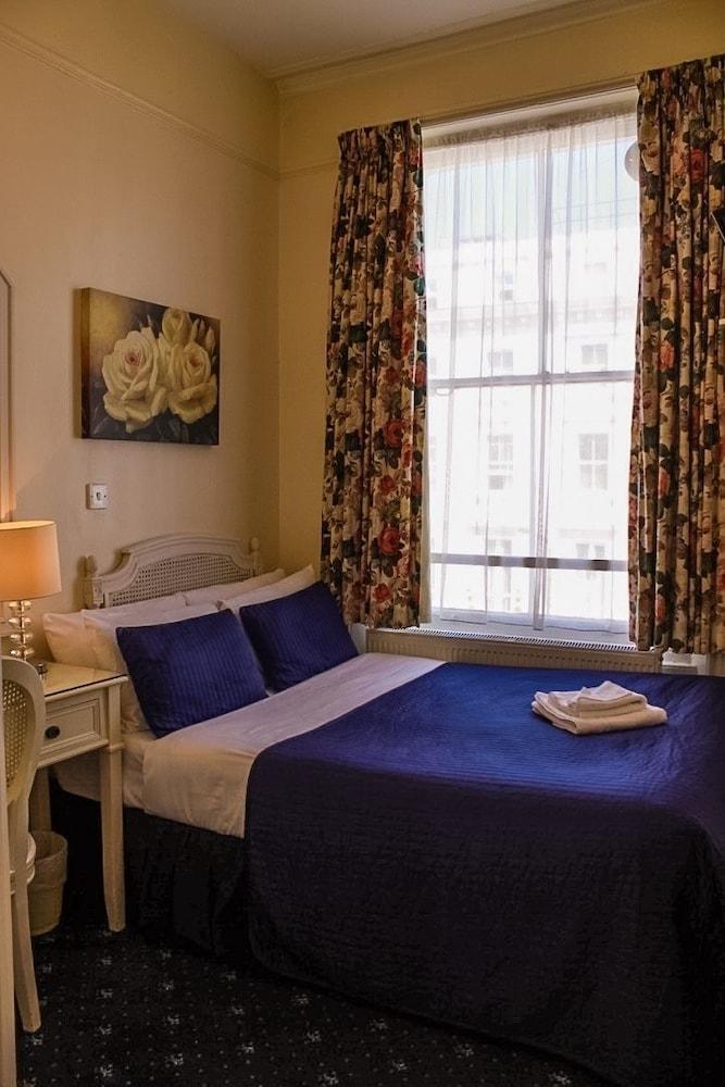 Blades Hotel Лондон Экстерьер фото